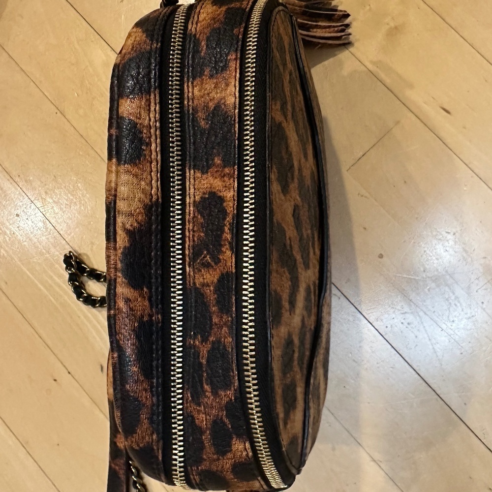 Cheeta print vegan leather crossbody, P1383 - Picture 4 of 6